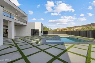 2305 E South Mountain Ave, Phoenix, AZ 85042 - Photo 90