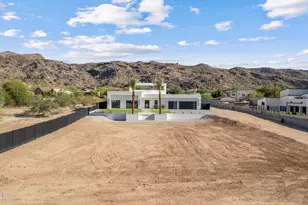 2305 E South Mountain Ave, Phoenix, AZ 85042 - Photo 106