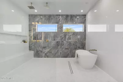 2309 E South Mountain Avenue, Phoenix, AZ 85042 - Photo 56