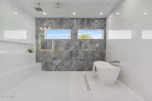 2309 E South Mountain Ave, Phoenix, AZ 85042 - Photo 56