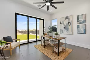 2305 E South Mountain Ave, Phoenix, AZ 85042 - Photo 52