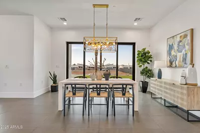 2305 E South Mountain Avenue, Phoenix, AZ 85042 - Photo 20