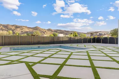 2305 E South Mountain Avenue, Phoenix, AZ 85042 - Photo 84