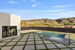 2305 E South Mountain Ave, Phoenix, AZ 85042 - Photo 92