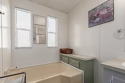 1221 N Dysart Road #42, Avondale, AZ 85323 - Photo 14