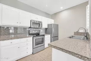 11333 N 92nd St, Scottsdale, AZ 85260 - Photo 8