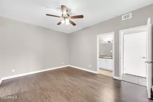 11333 N 92nd St, Scottsdale, AZ 85260 - Photo 14