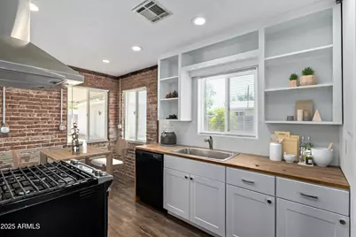 2615 N 29th Place, Phoenix, AZ 85008 - Photo 10