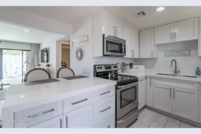 4351 N 36th Street #2, Phoenix, AZ 85018 - Photo 8