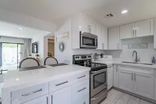 4351 N 36th St, Phoenix, AZ 85018 - Photo 8