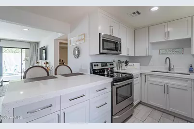 4351 N 36th Street #2, Phoenix, AZ 85018 - Photo 8