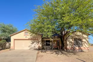 15220 S Padres Rd, Arizona City, AZ 85123 - Photo 1