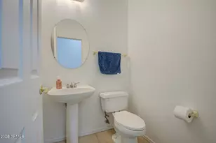 218 E Sunburst Ln, Tempe, AZ 85284 - Photo 26