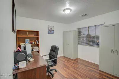 218 E Sunburst Lane, Tempe, AZ 85284 - Photo 20