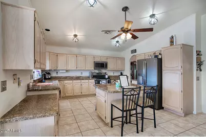 12677 N 77th Drive, Peoria, AZ 85381 - Photo 6