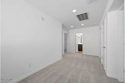 10002 W Piccadilly Road, Avondale, AZ 85392 - Photo 34