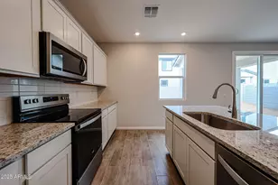 2742 E Dutchmans Trl, Apache Junction, AZ 85119 - Photo 14