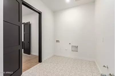 25117 W McArthur Road, Wittmann, AZ 85361 - Photo 36