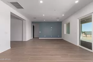 25117 W McArthur Rd, Wittmann, AZ 85361 - Photo 4