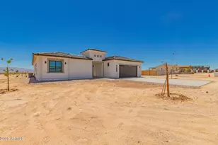 25117 W McArthur Rd, Wittmann, AZ 85361 - Photo 2