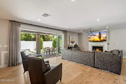 3810 E Devonshire Avenue, Phoenix, AZ 85018 - Photo 6