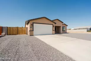 10199 W Bradshaw Dr, Arizona City, AZ 85123 - Photo 2