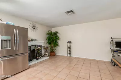 7008 S 46th Street, Phoenix, AZ 85042 - Photo 10