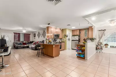 7008 S 46th Street, Phoenix, AZ 85042 - Photo 14