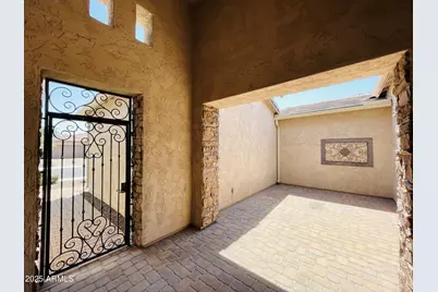 3104 E Wildhorse Court, Gilbert, AZ 85297 - Photo 4