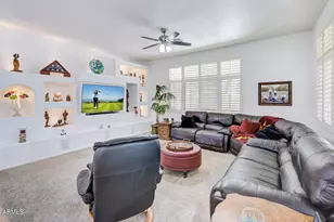 17929 W Buena Vista Dr, Surprise, AZ 85374 - Photo 10