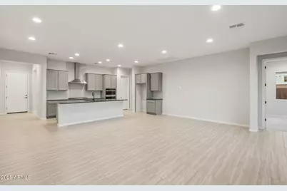 16158 W Red Bird Road, Surprise, AZ 85387 - Photo 18