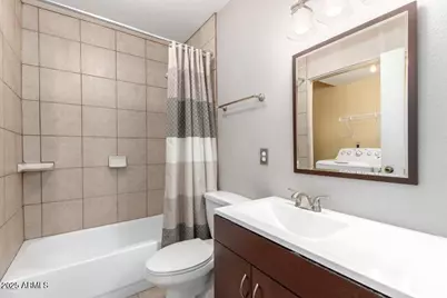 928 S Casitas Drive #B, Tempe, AZ 85281 - Photo 4