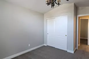 911 E Lovegrass Dr, San Tan Valley, AZ 85143 - Photo 14