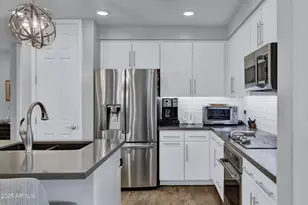 250 W Queen Creek Rd, Chandler, AZ 85248 - Photo 2