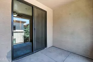 3330 S Gilbert Rd, Chandler, AZ 85286 - Photo 20