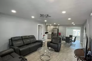 3639 W Lawrence Ln, Phoenix, AZ 85051 - Photo 4