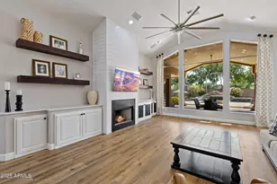 13327 E Stoney Vista Dr, Chandler, AZ 85249 - Photo 10