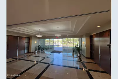 5701 W Talavi Boulevard #201, Glendale, AZ 85306 - Photo 2