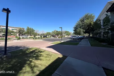 5701 W Talavi Boulevard #201, Glendale, AZ 85306 - Photo 16