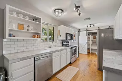 1325 W Missouri Avenue, Phoenix, AZ 85013 - Photo 14