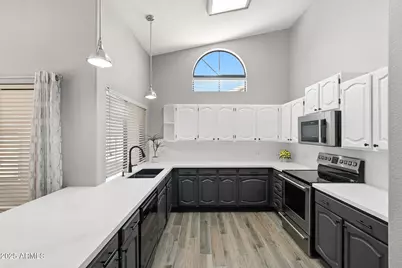 9455 W Behrend Drive, Peoria, AZ 85382 - Photo 18