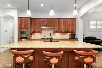 2825 E Harwell Road, Phoenix, AZ 85042 - Photo 4