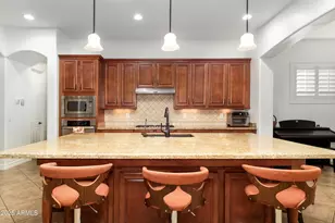 2825 E Harwell Rd, Phoenix, AZ 85042 - Photo 4