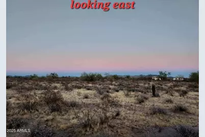 Xx00 W Villa Cassandra Way #203, Wittmann, AZ 85361 - Photo 4