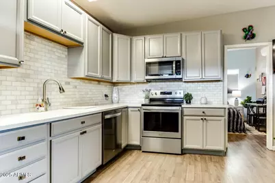 17200 W Bell Road #903, Surprise, AZ 85374 - Photo 8
