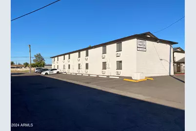 1945 W Sweetwater Avenue #1004, Phoenix, AZ 85029 - Photo 2