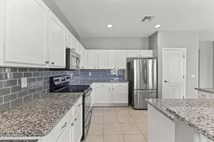 14874 N 146th Ln, Surprise, AZ 85379 - Photo 10