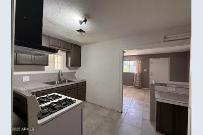 426 W Gibson Avenue, Coolidge, AZ 85128 - Photo 8