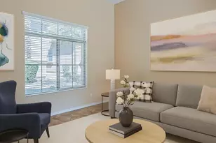 3651 E Zachary Dr, Phoenix, AZ 85050 - Photo 6