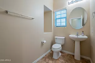 3651 E Zachary Dr, Phoenix, AZ 85050 - Photo 10